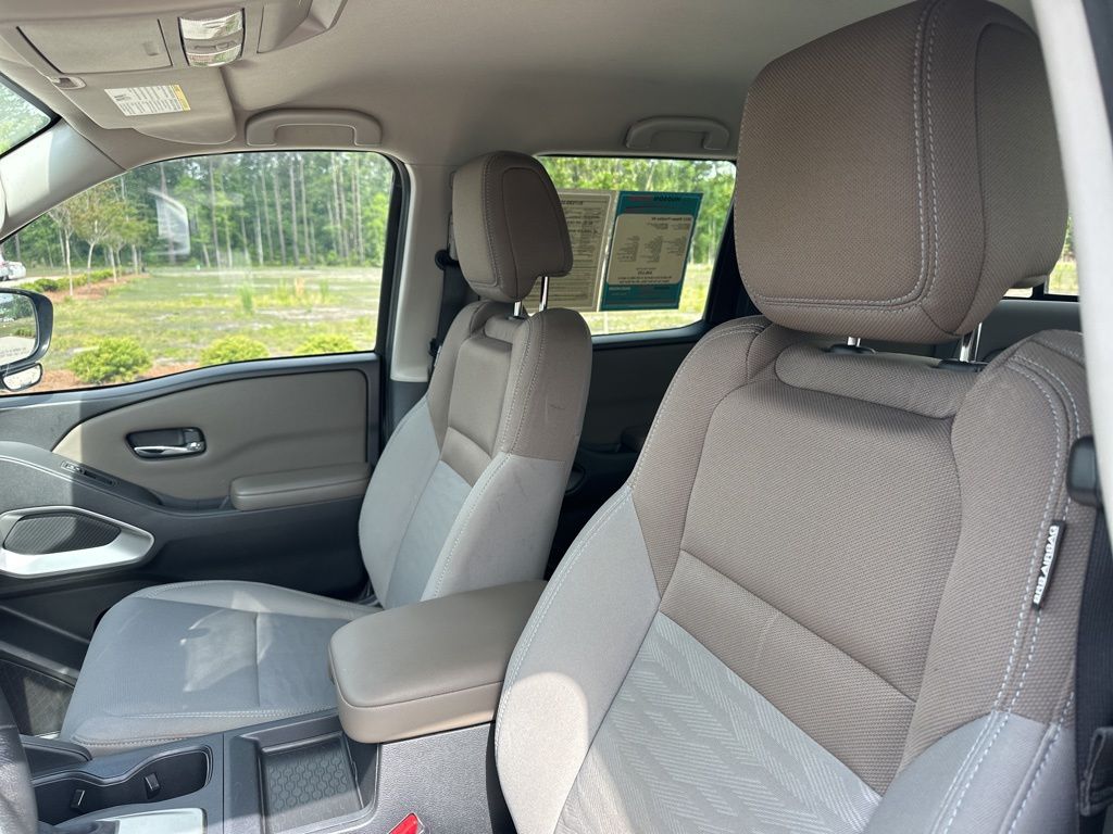 2022 Super Black Nissan Frontier SV RWD Truck