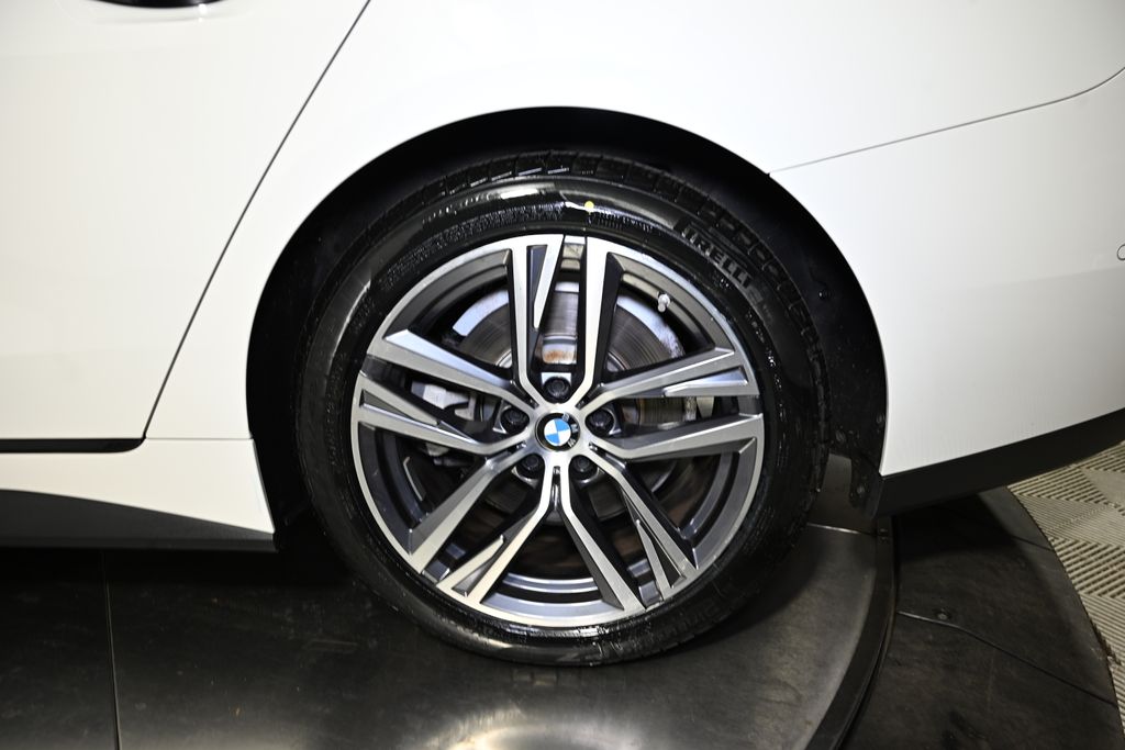 Thumbnail: 2024 BMW 4 Series - 12