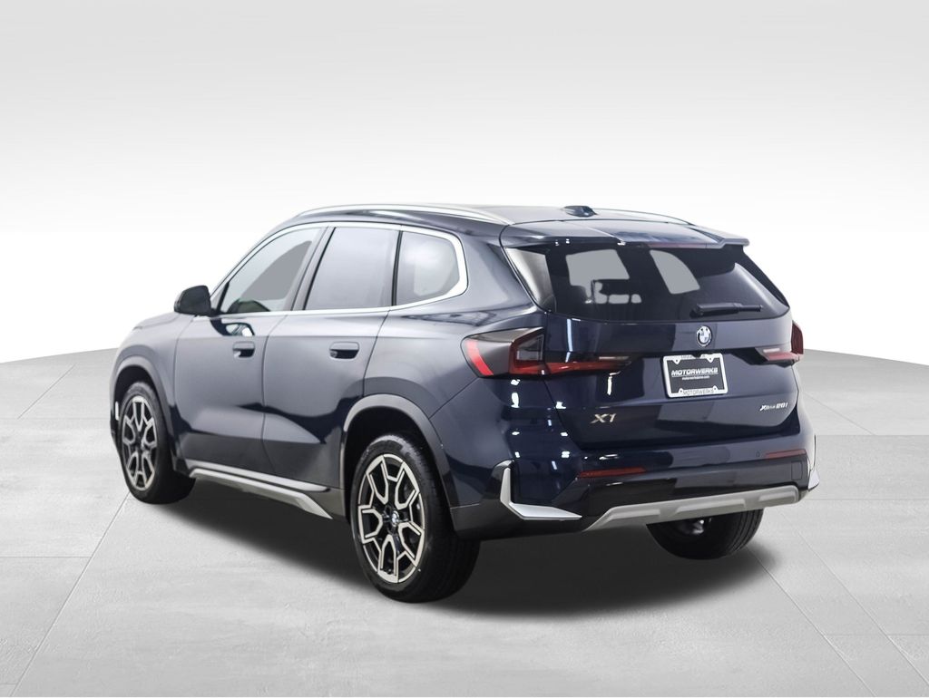 Thumbnail: 2026 BMW X1 - 3
