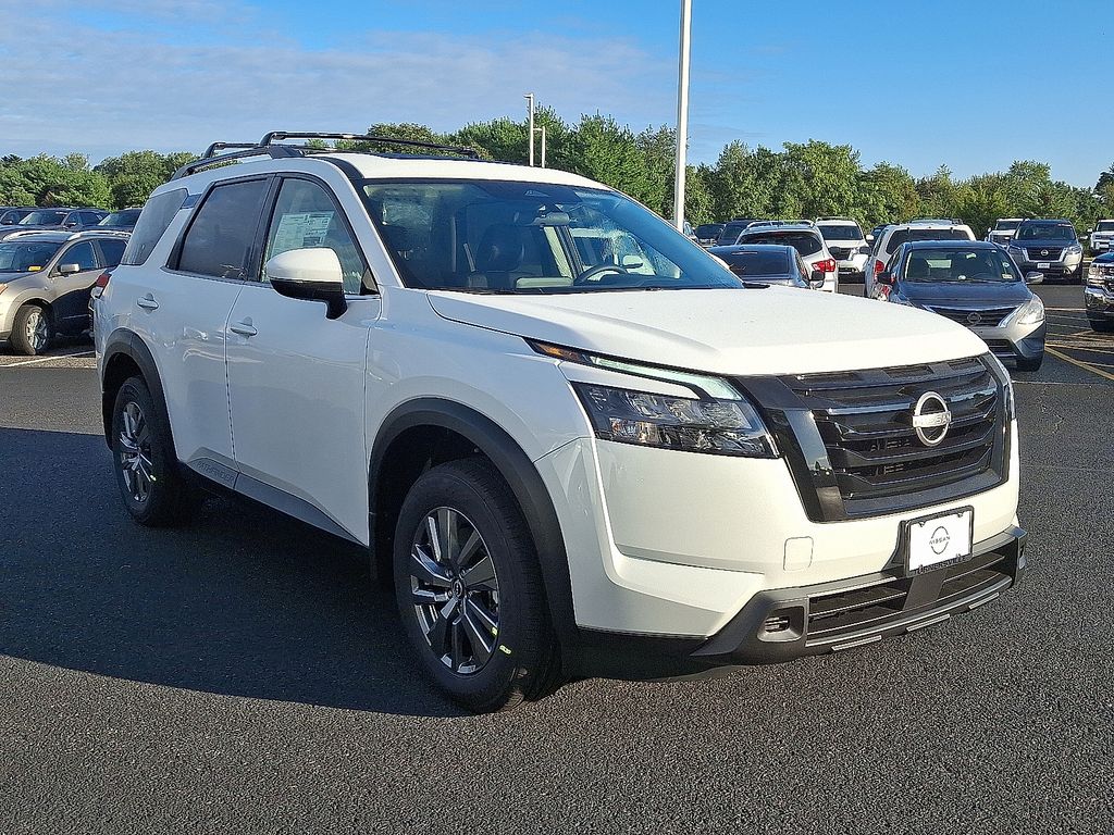 Thumbnail: 2025 Nissan Pathfinder - 3