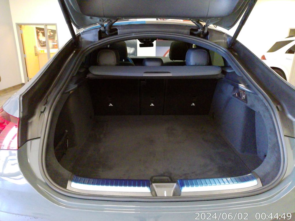 Thumbnail: 2026 Mercedes-Benz GLE - 19