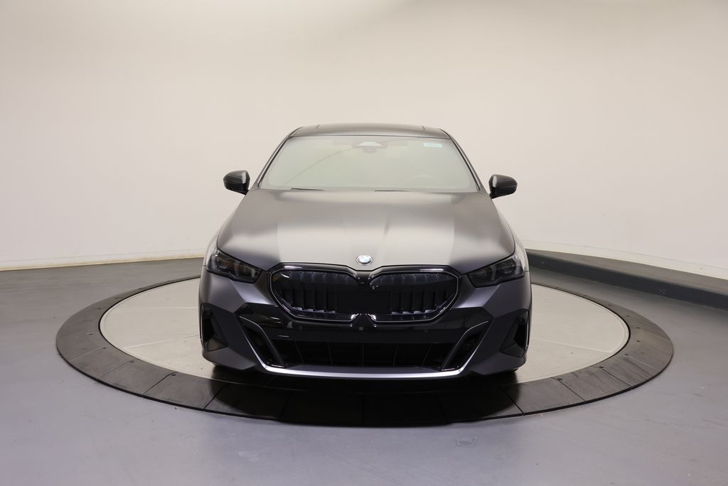 Thumbnail: 2024 BMW 5 Series - 2