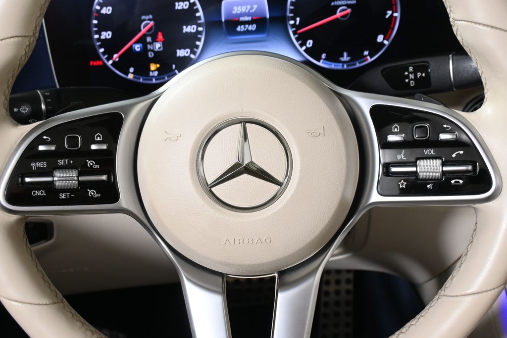 Thumbnail: 2020 Mercedes-Benz E-Class - 27