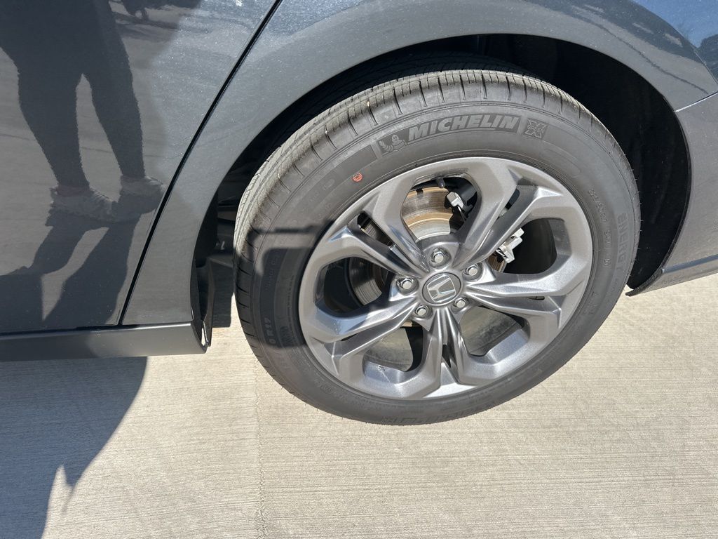 2024 Meteorite Gray Metallic Honda Accord Sedan EX FWD Sedan