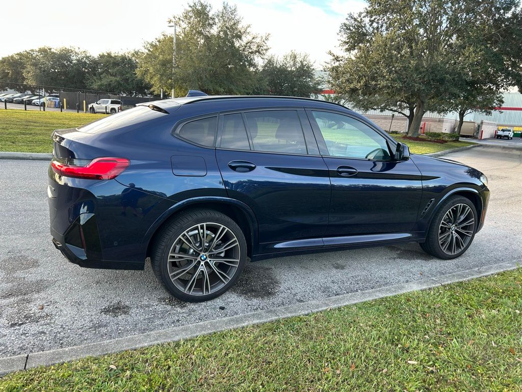 Thumbnail: 2023 BMW X4 - 5