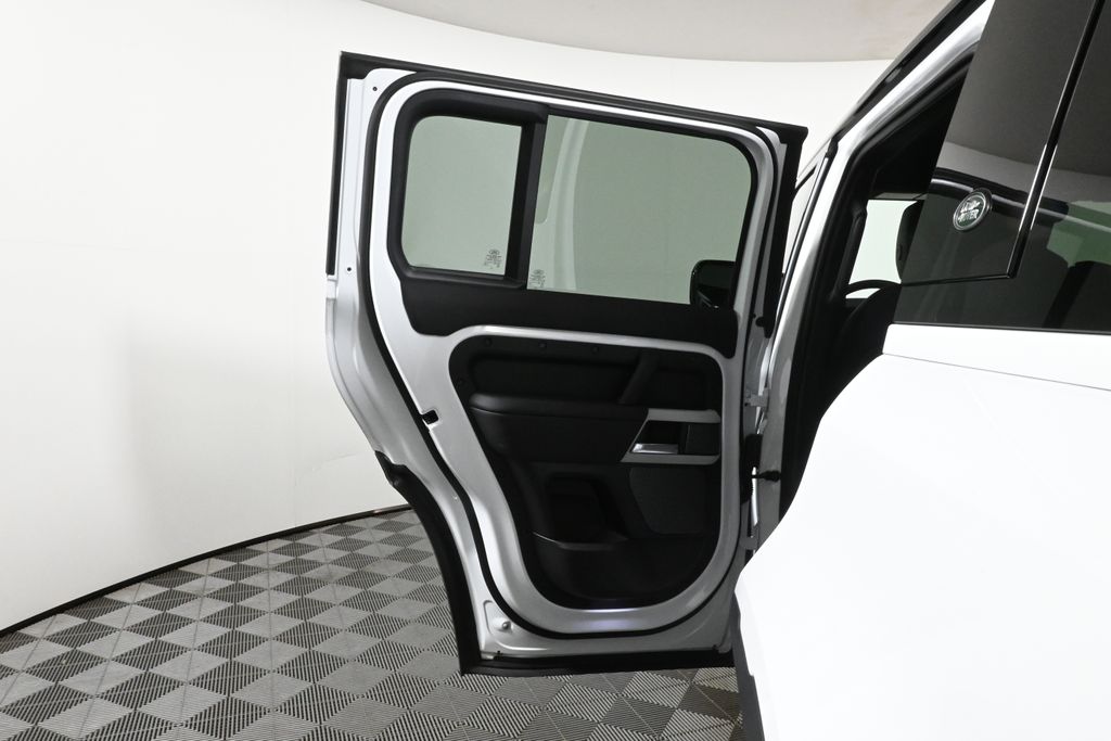 Thumbnail: 2024 Land Rover Defender - 32
