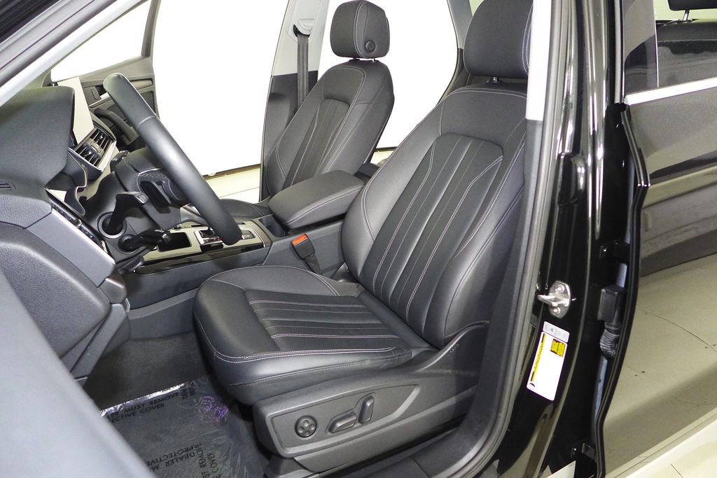 Thumbnail: 2023 Audi Q5 - 22