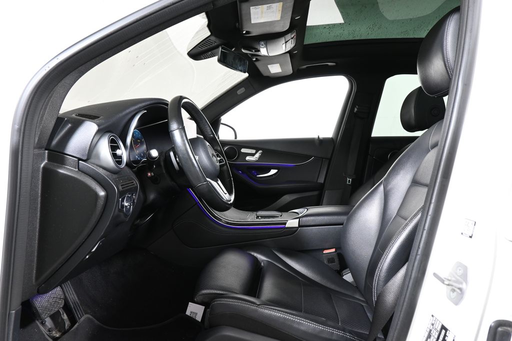 Thumbnail: 2021 Mercedes-Benz GLC - 3