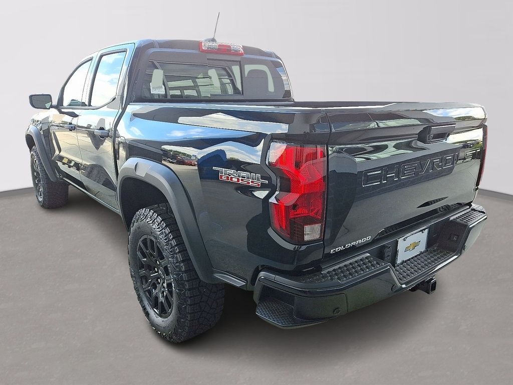 Thumbnail: 2025 Chevrolet Colorado - 3