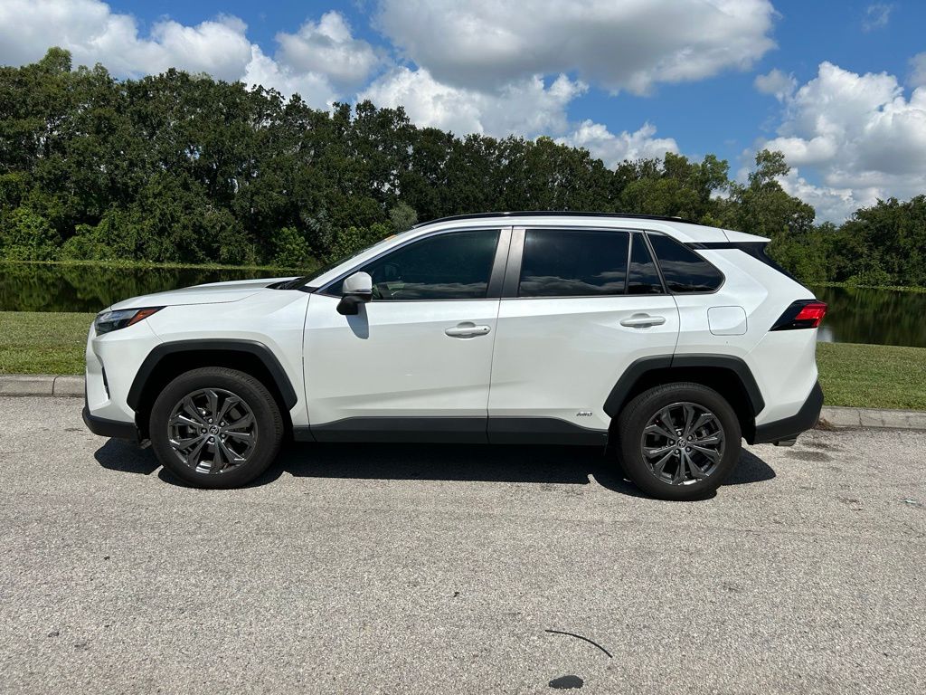 Thumbnail: 2024 Toyota RAV4 - 2