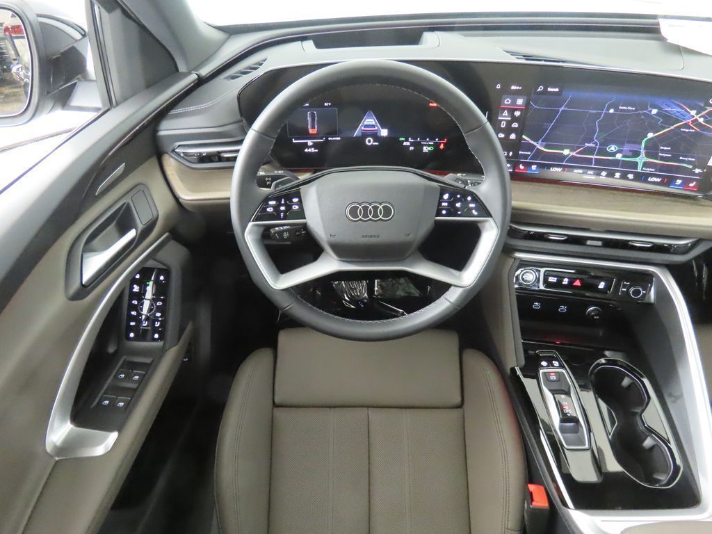 Thumbnail: 2025 Audi Q5 - 12