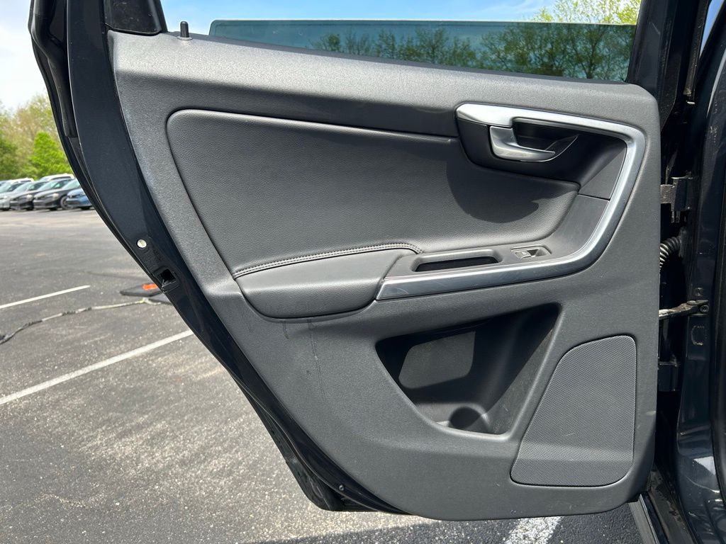 2015 Volvo XC60 T6 20