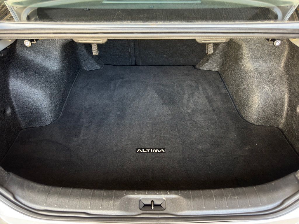 2024 Nissan Altima 2.5 SR Silver at Classic Elite Chevrolet Sugar Land
