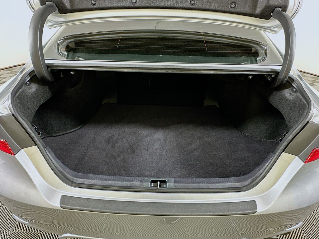 Thumbnail: 2024 Toyota Camry - 24