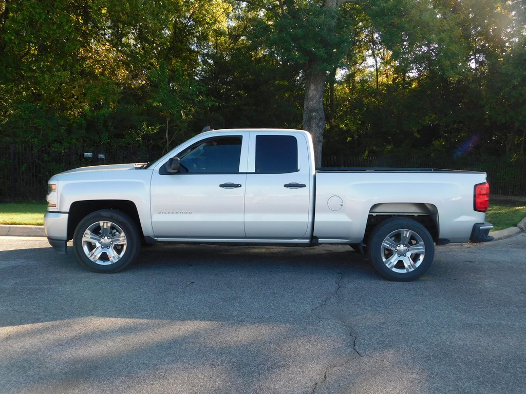 Thumbnail: 2019 Chevrolet Silverado 1500 - 2