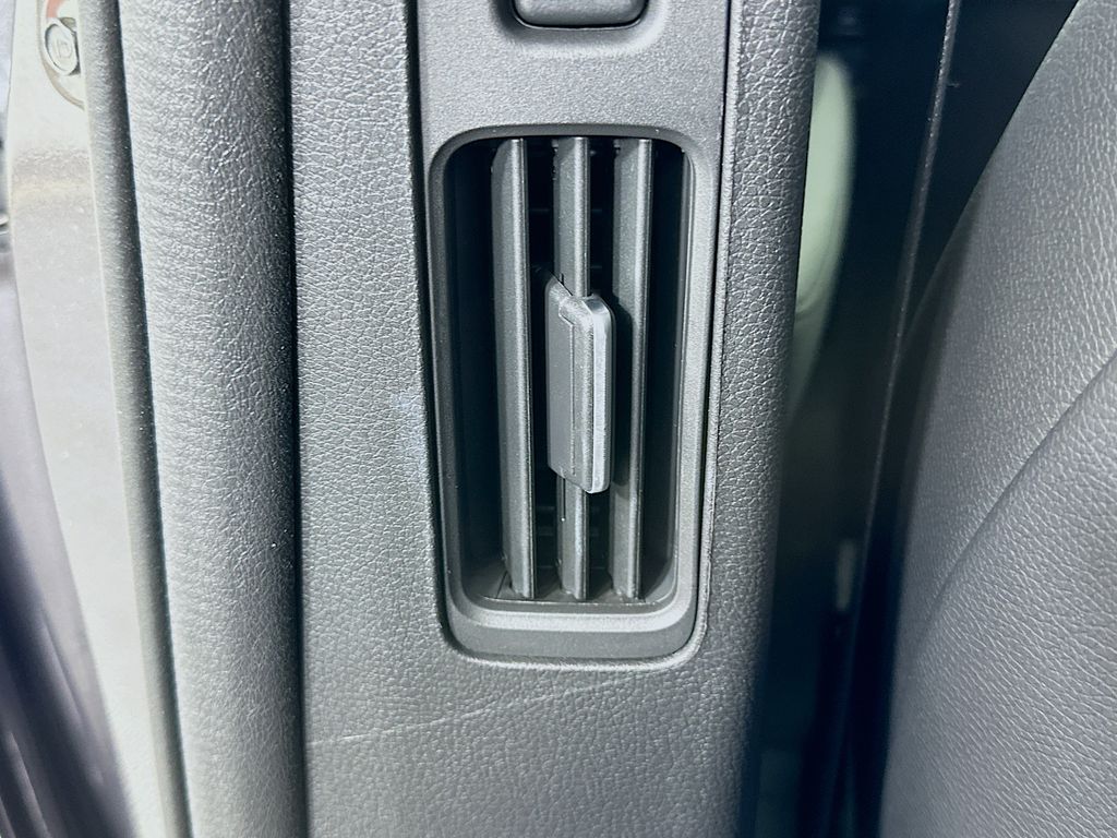 Thumbnail: 2026 Honda Odyssey - 17