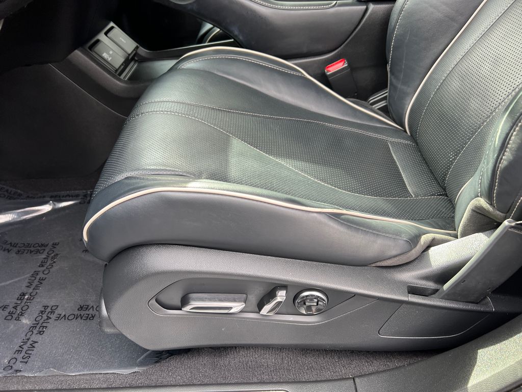 Thumbnail: 2019 Acura RDX - 15