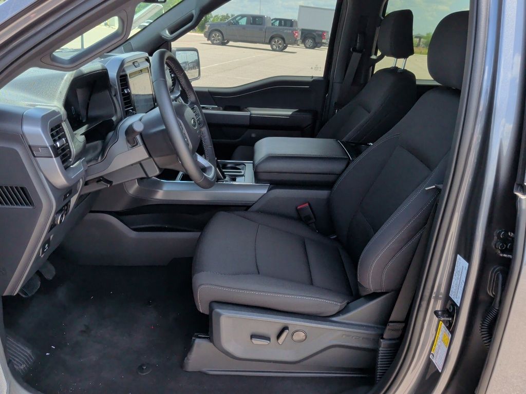 2026 Ford F-150 XLT - 11