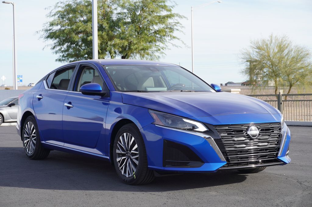 2025 Nissan Altima 2.5 SV 4