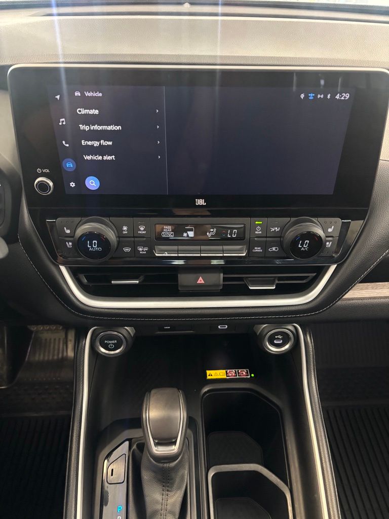 2024 Toyota Grand Highlander Limited - Photo 20