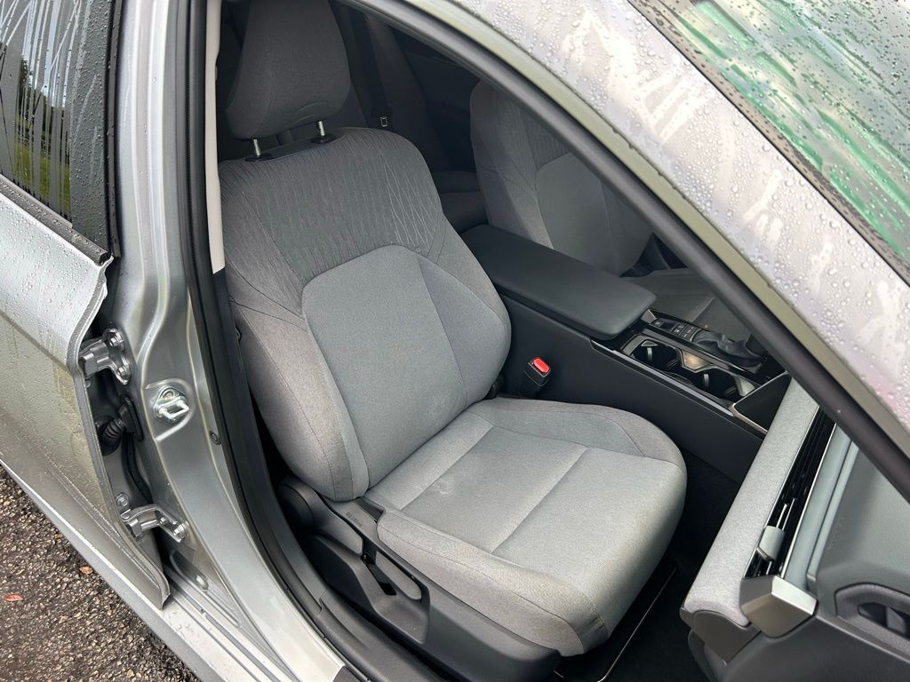 Thumbnail: 2025 Toyota Camry - 15