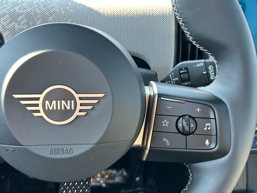 Thumbnail: 2025 MINI Cooper - 20