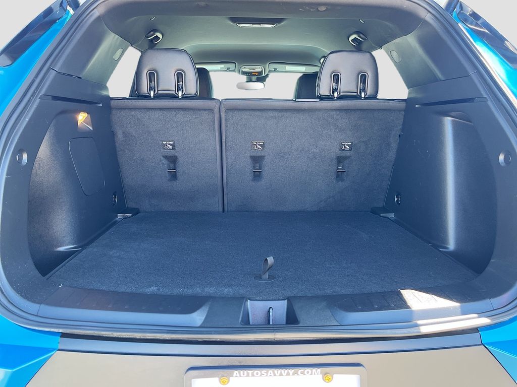 Used 2025 Blue Chevrolet ACTIV image 23