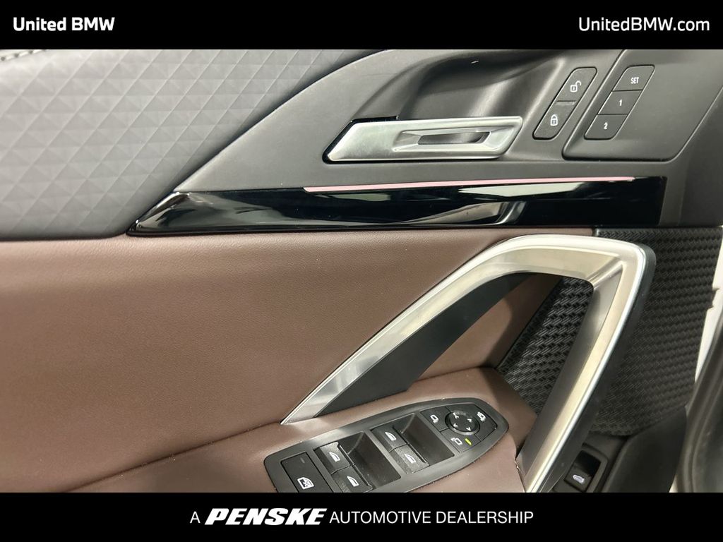 Thumbnail: 2025 BMW X2 - 11