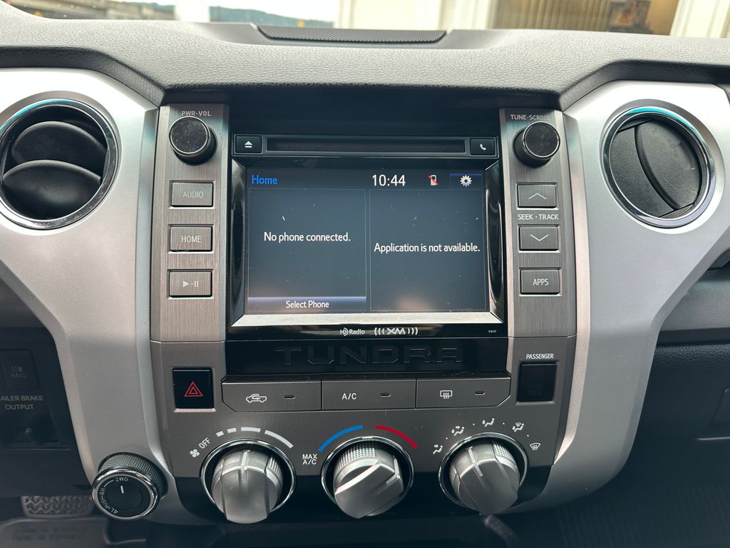 2017 Toyota Tundra SR5
