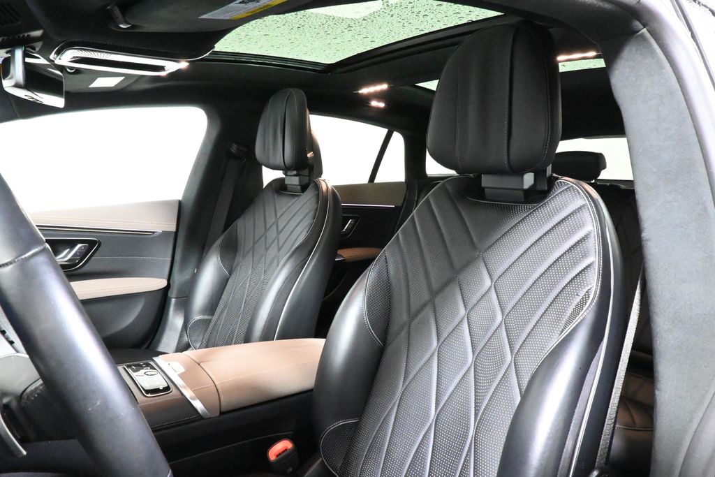 Thumbnail: 2023 Mercedes-Benz EQS - 4