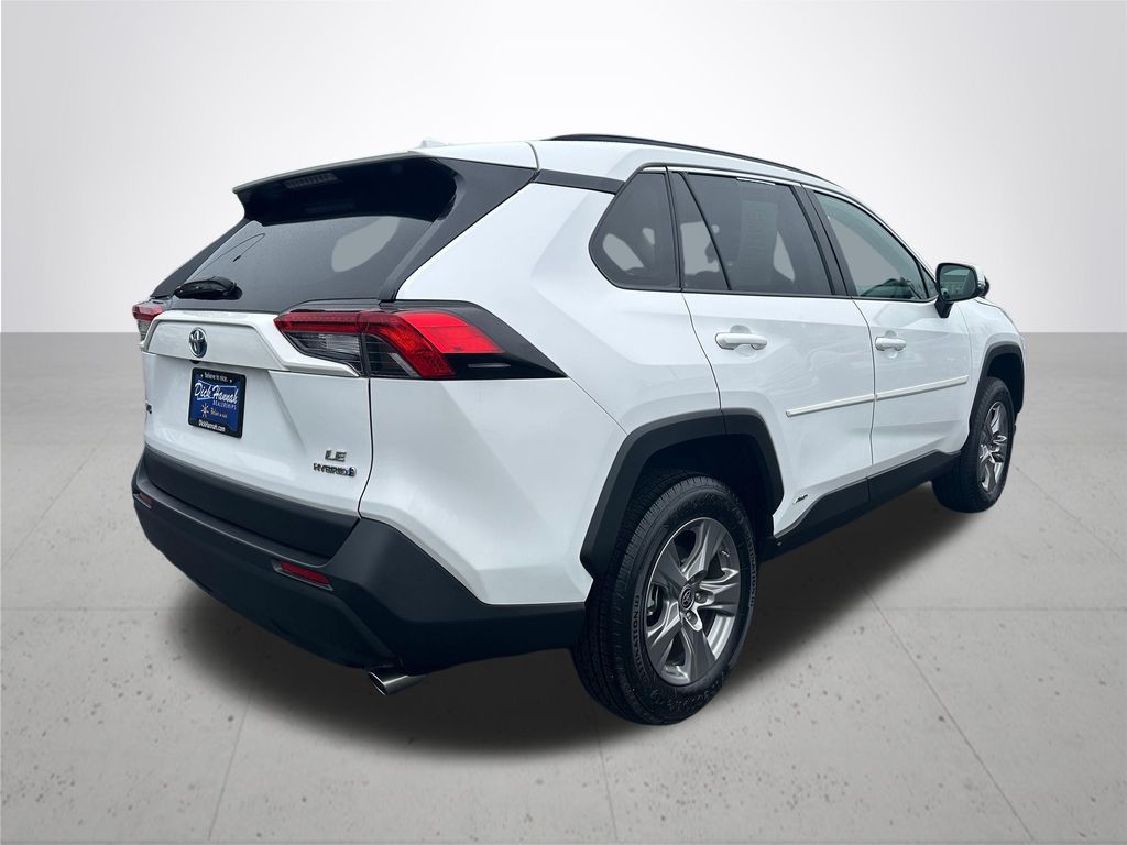 2024 Toyota RAV4 Hybrid LE