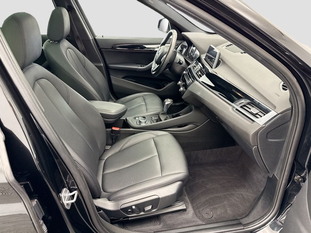 Thumbnail: 2019 BMW X1 - 19