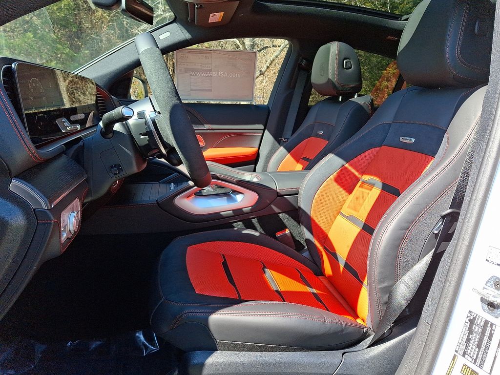 Thumbnail: 2026 Mercedes-Benz GLE - 8