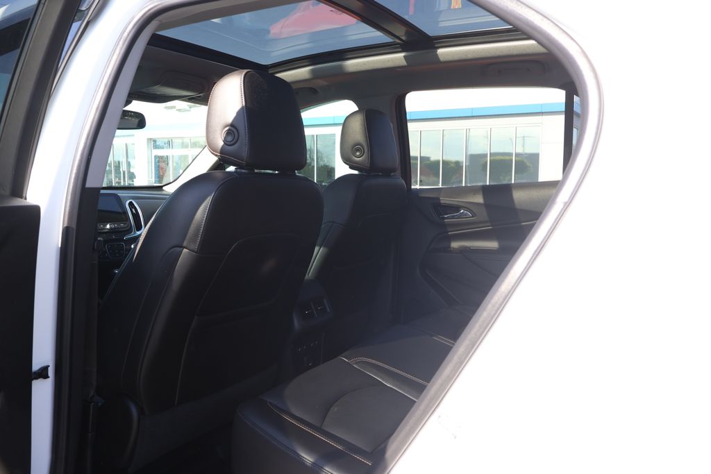 Thumbnail: 2021 Chevrolet Equinox - 32