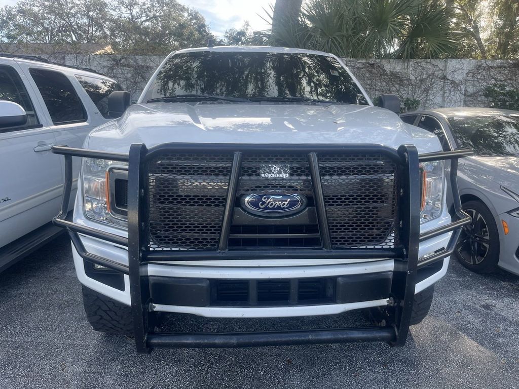 2019 Ford F-150 XLT 2