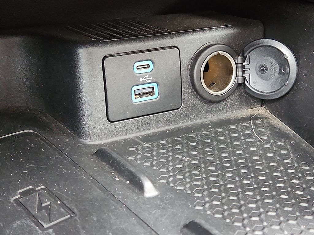 Thumbnail: 2022 Ford Bronco Sport - 26