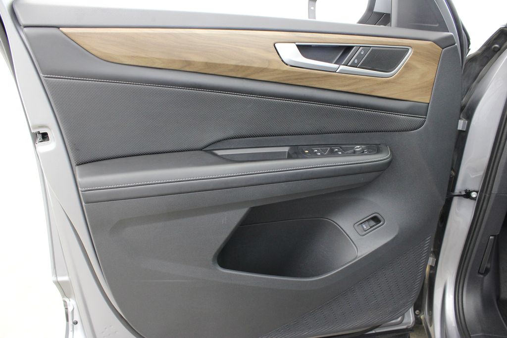 used 2024 Volkswagen Atlas car, priced at $29,499