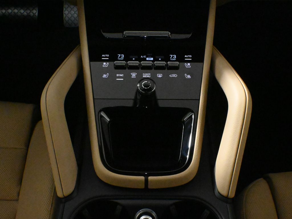 Thumbnail: 2026 Porsche Cayenne - 24