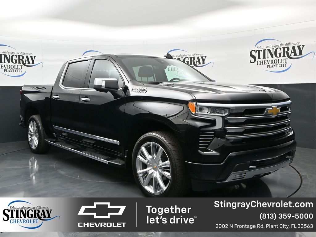 2025 Chevrolet Silverado 1500 High Country Crew Cab 4WD
