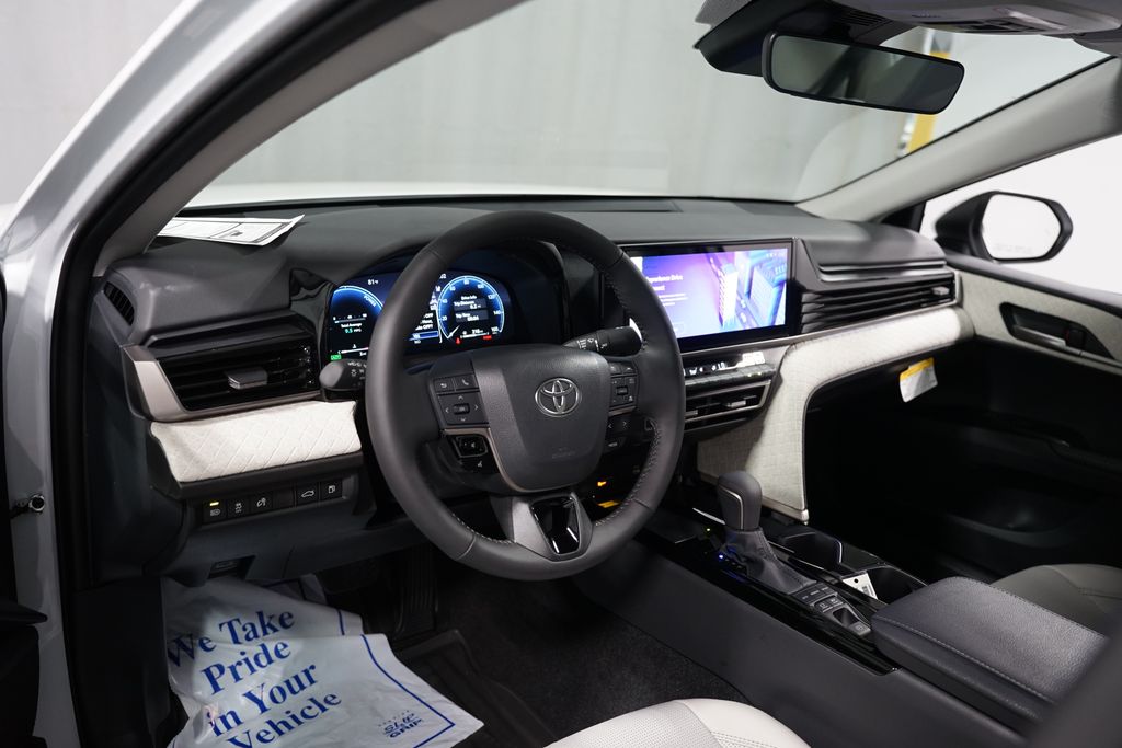 Thumbnail: 2026 Toyota Camry - 11