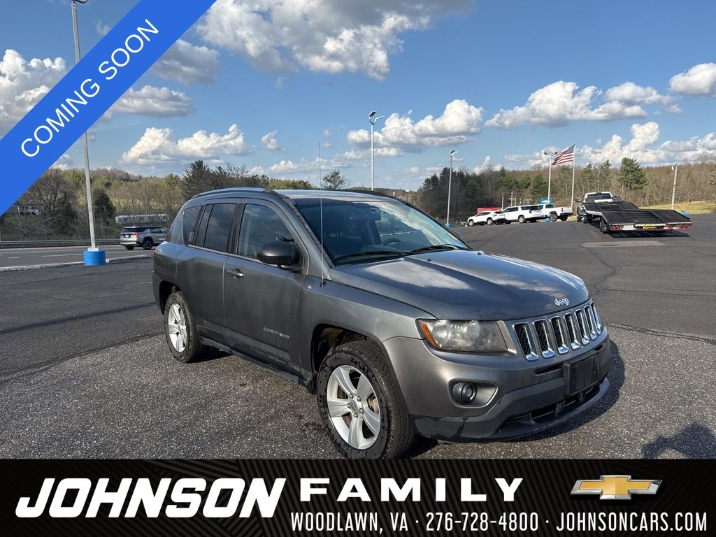 Mineral Gray Metallic Clearcoat 2014 Jeep Compass Sport 4WD SUV / Crossover Four-Wheel Drive 6-Speed Automatic