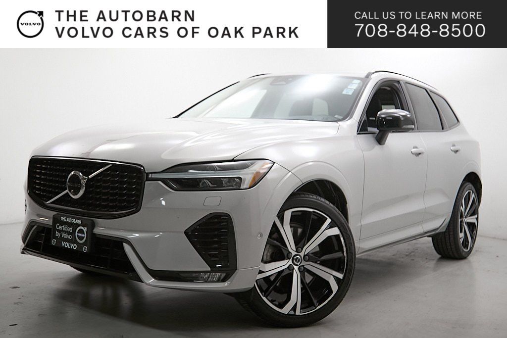 2023 Volvo XC60 B6 Ultimate Dark Theme AWD