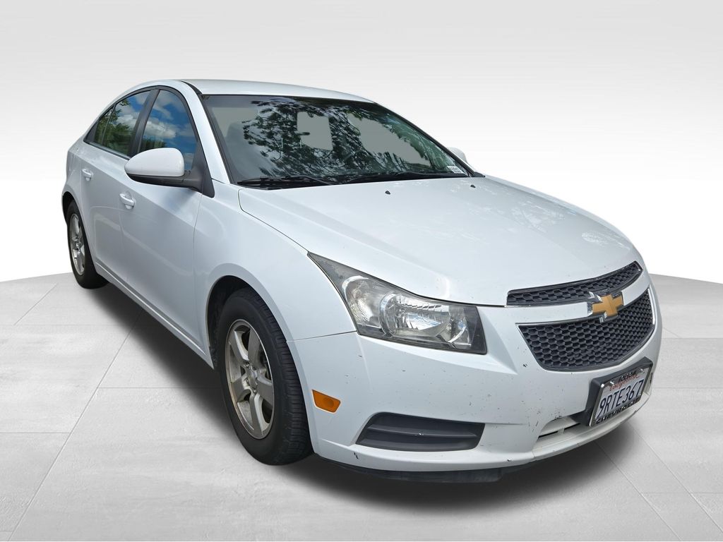 2014 Chevrolet Cruze LT Fleet Sedan FWD
