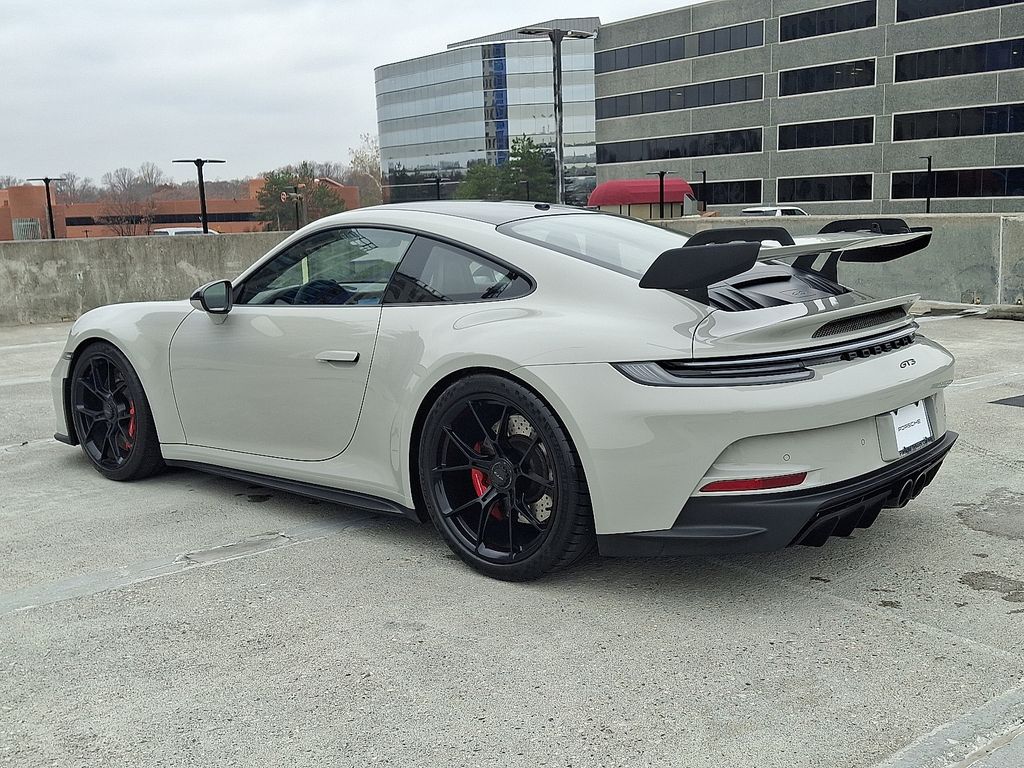 Thumbnail: 2022 Porsche 911 - 3