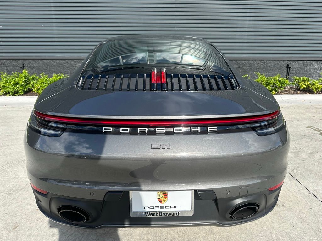 2024 Porsche 911 Carrera S 9