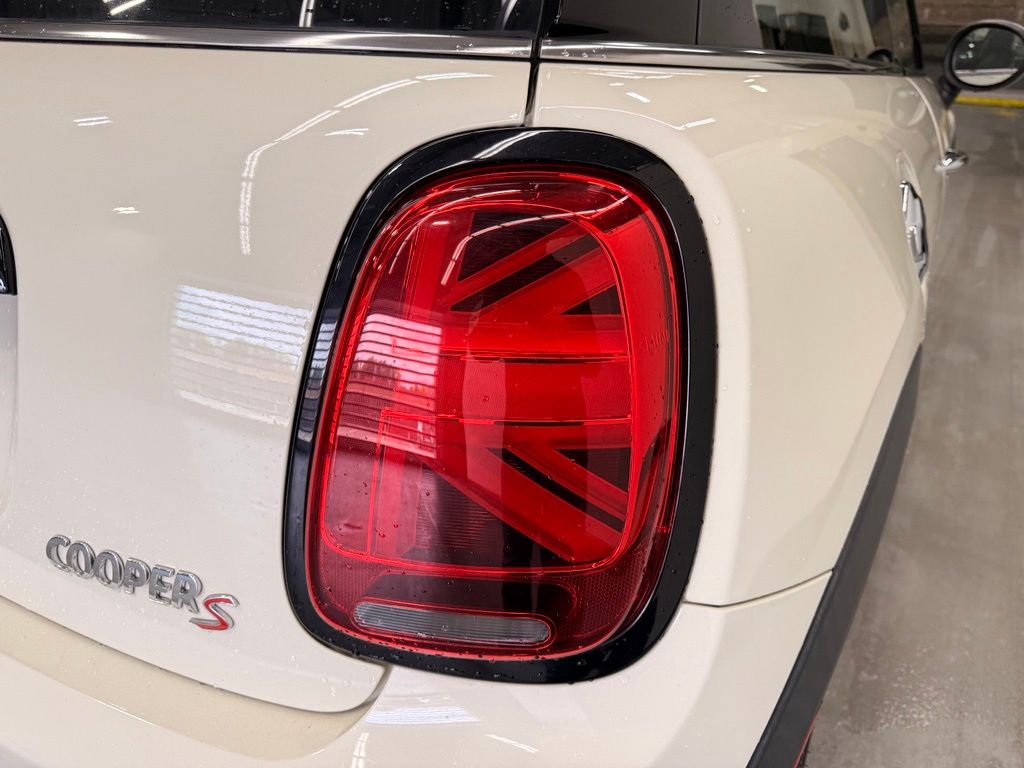 Thumbnail: 2020 MINI Cooper - 5