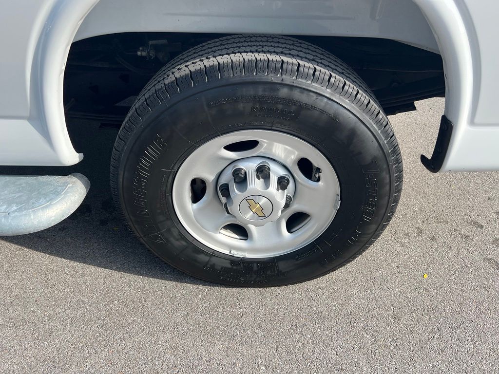 Used 2025 Chevrolet Express 2500 Van