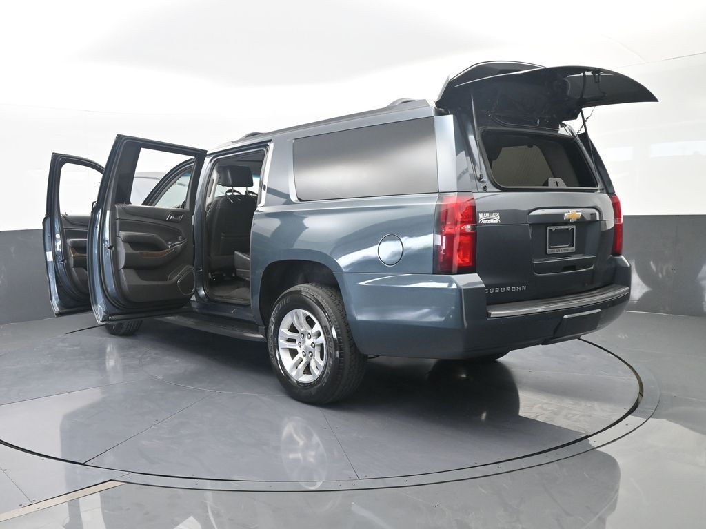 Used 2020 Shadow Gray Metallic Chevrolet LT image 88