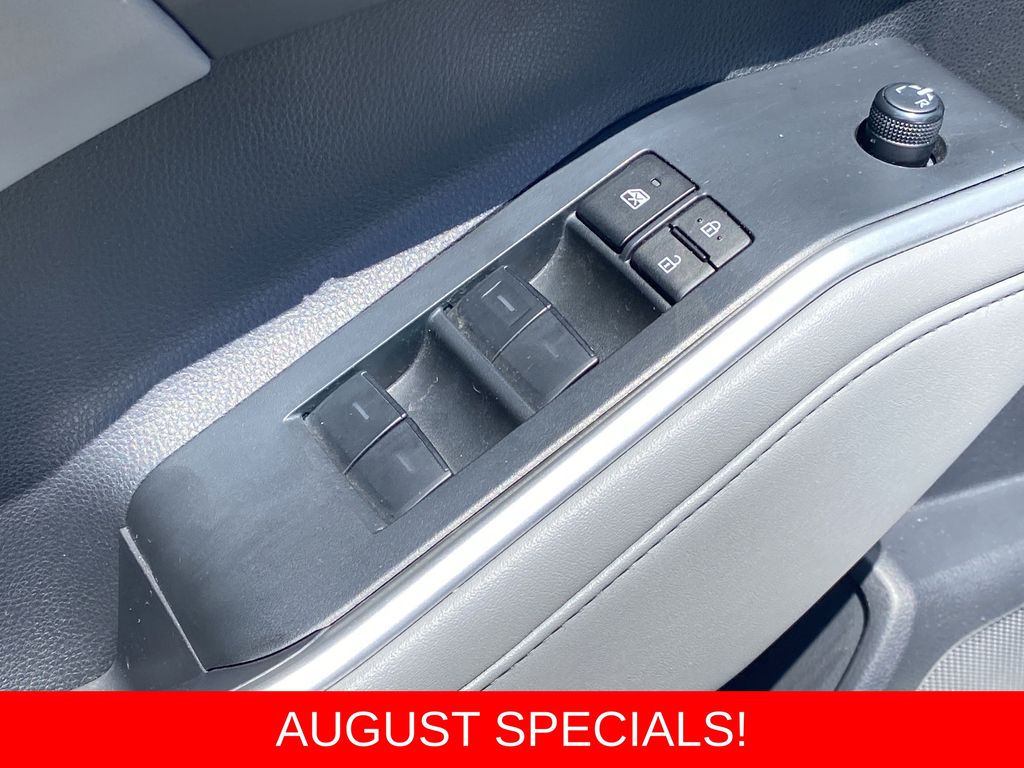 Used 2023 Toyota Highlander SUV