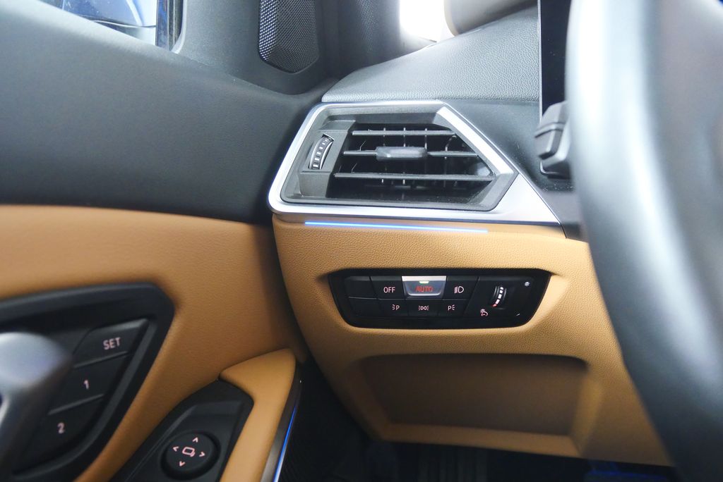 Thumbnail: 2024 BMW 3 Series - 20